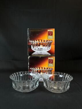 Crystal clear Voltive Holder In Original Box 4.5" Across candy dish